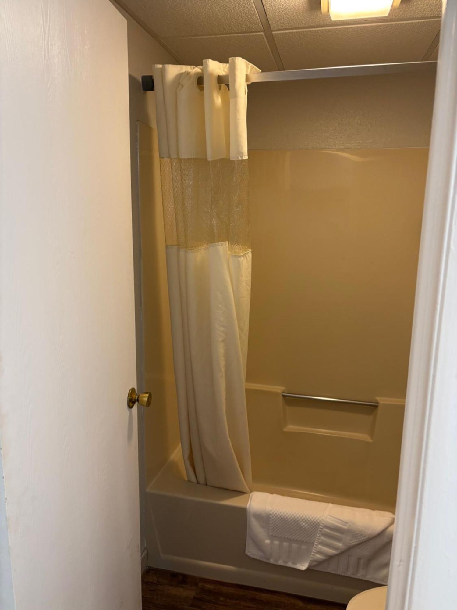 Double Room Two Double Beds Second Floor or Non-Smoking