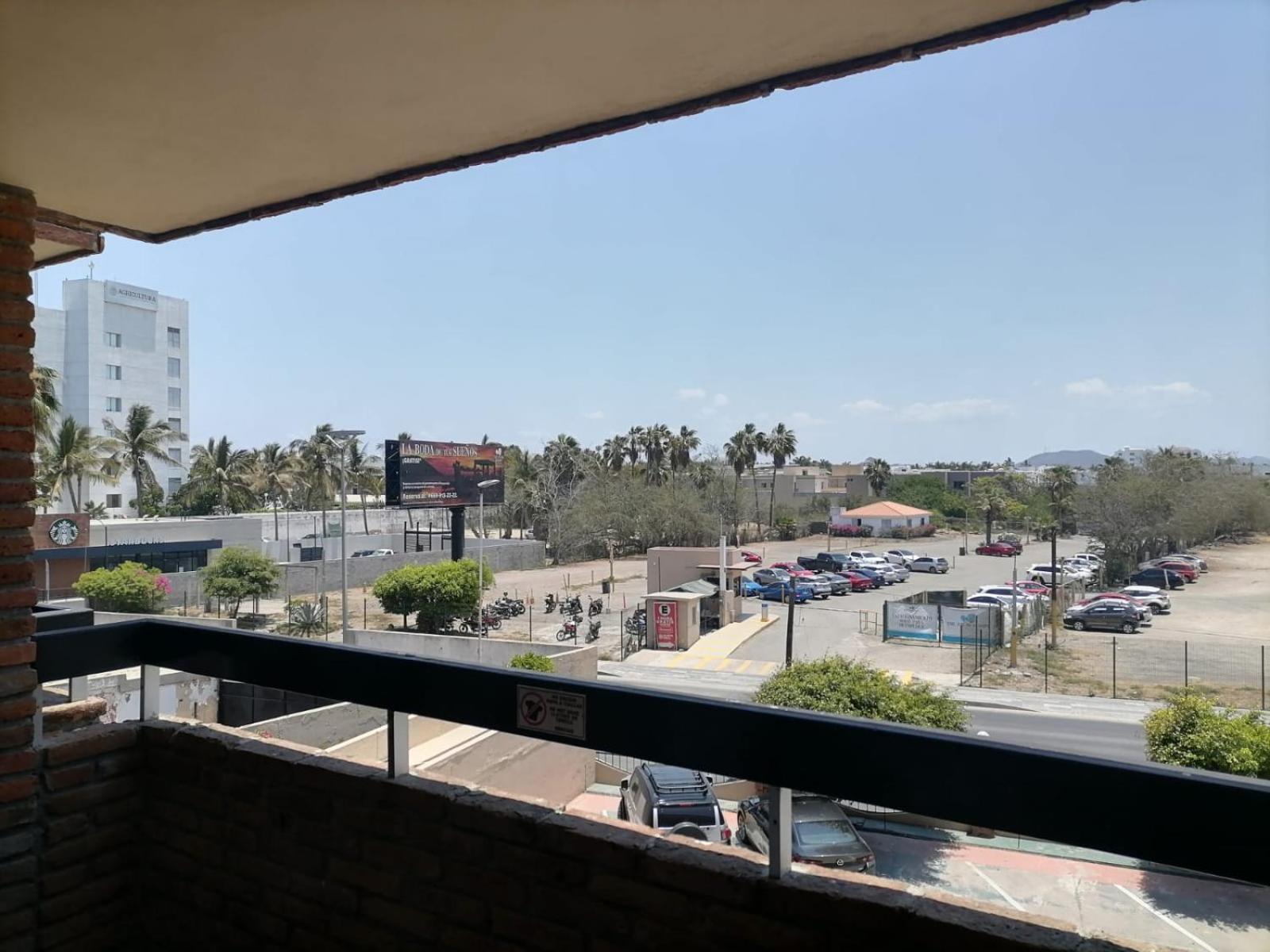 Double Room Mountain View