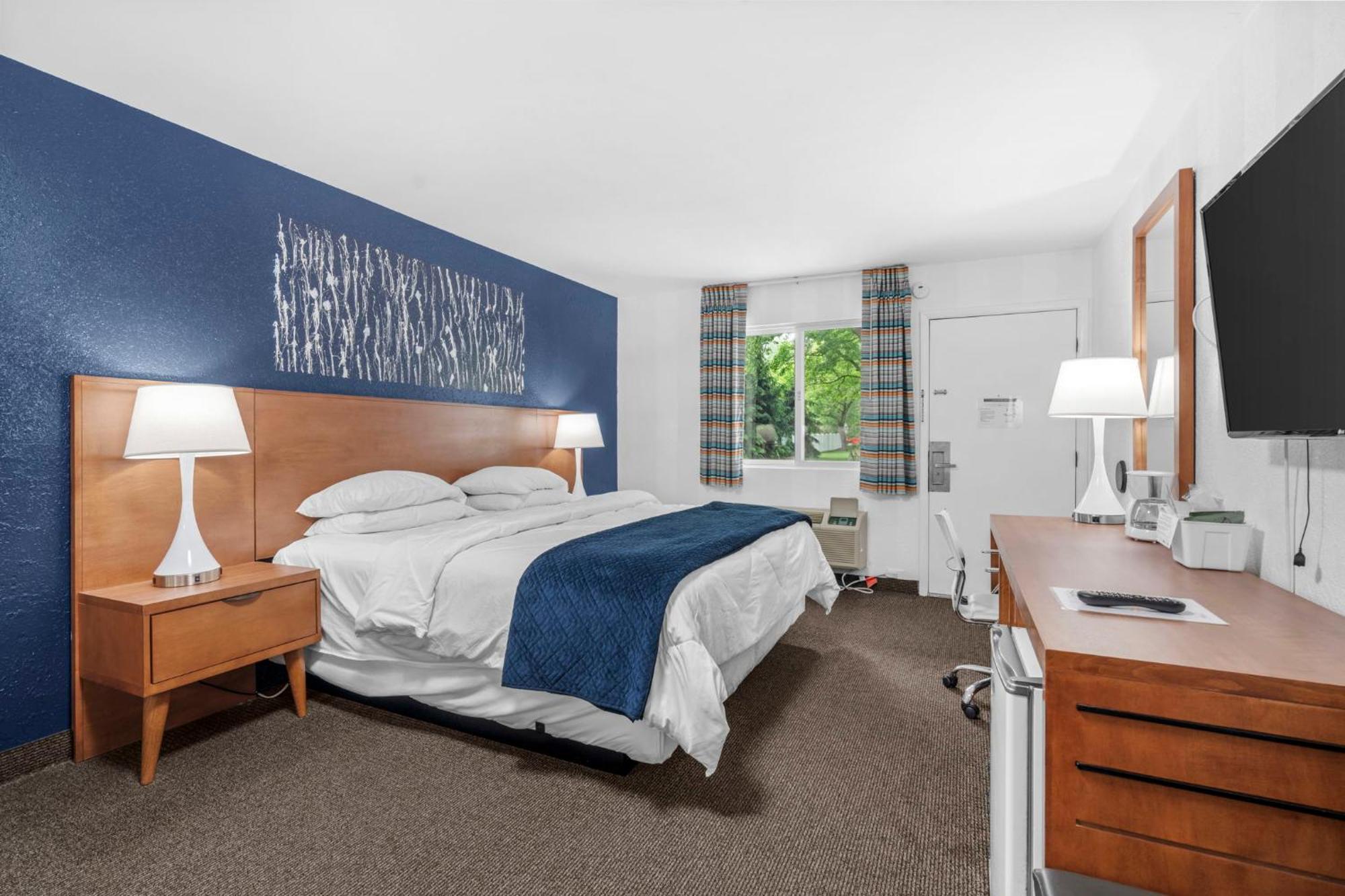 Deluxe Junior Suite