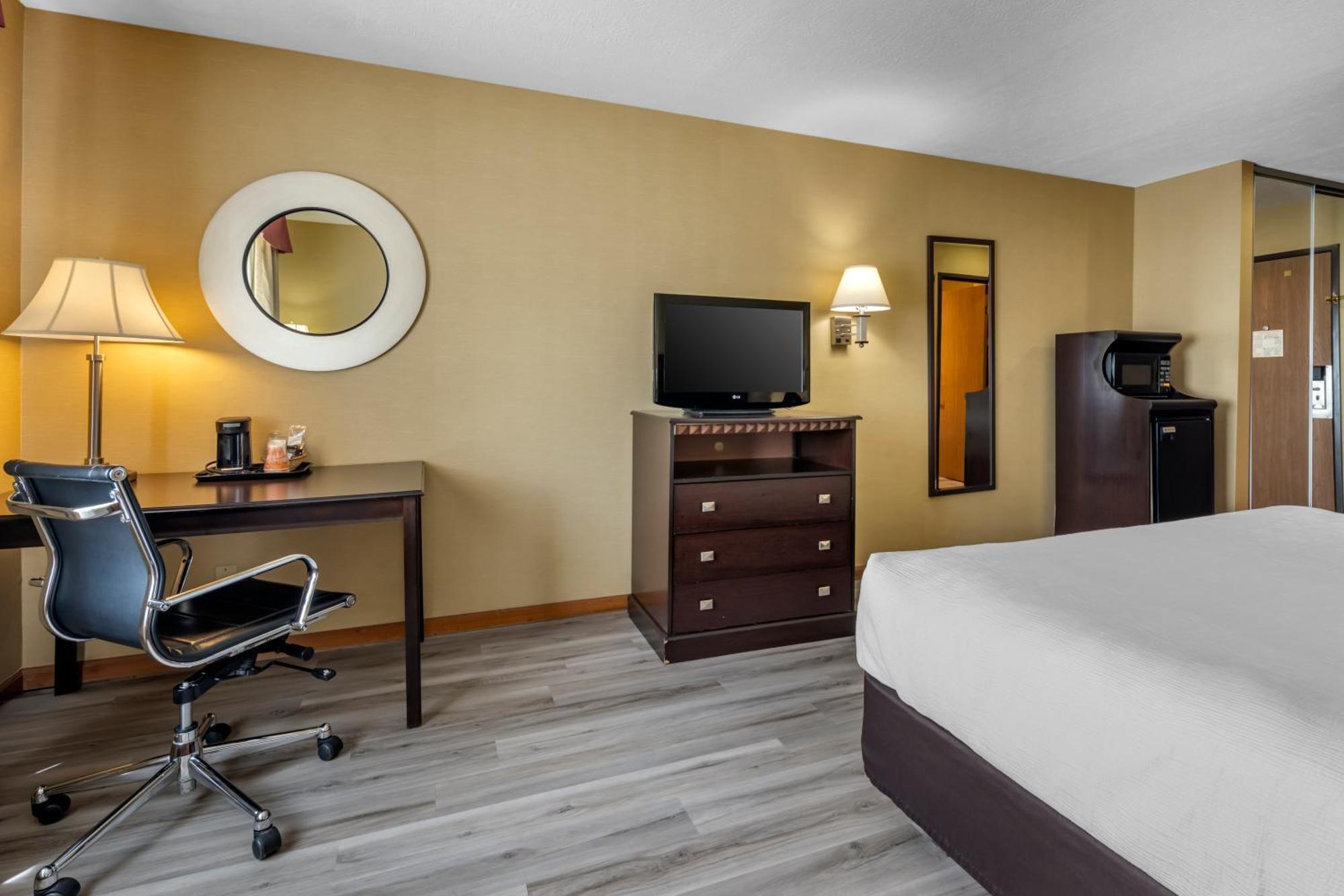 King Room - Non-Smoking