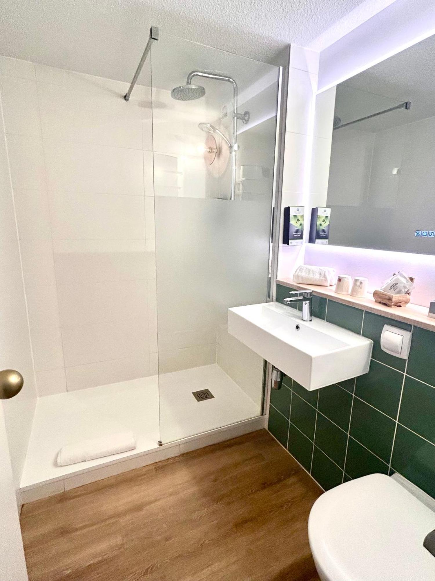 Comfort Twin Room