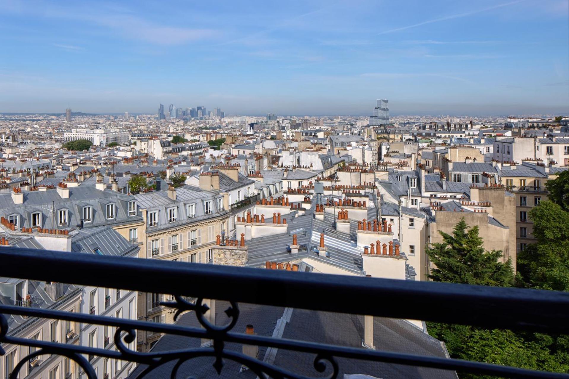 Superior double Room Paris view
