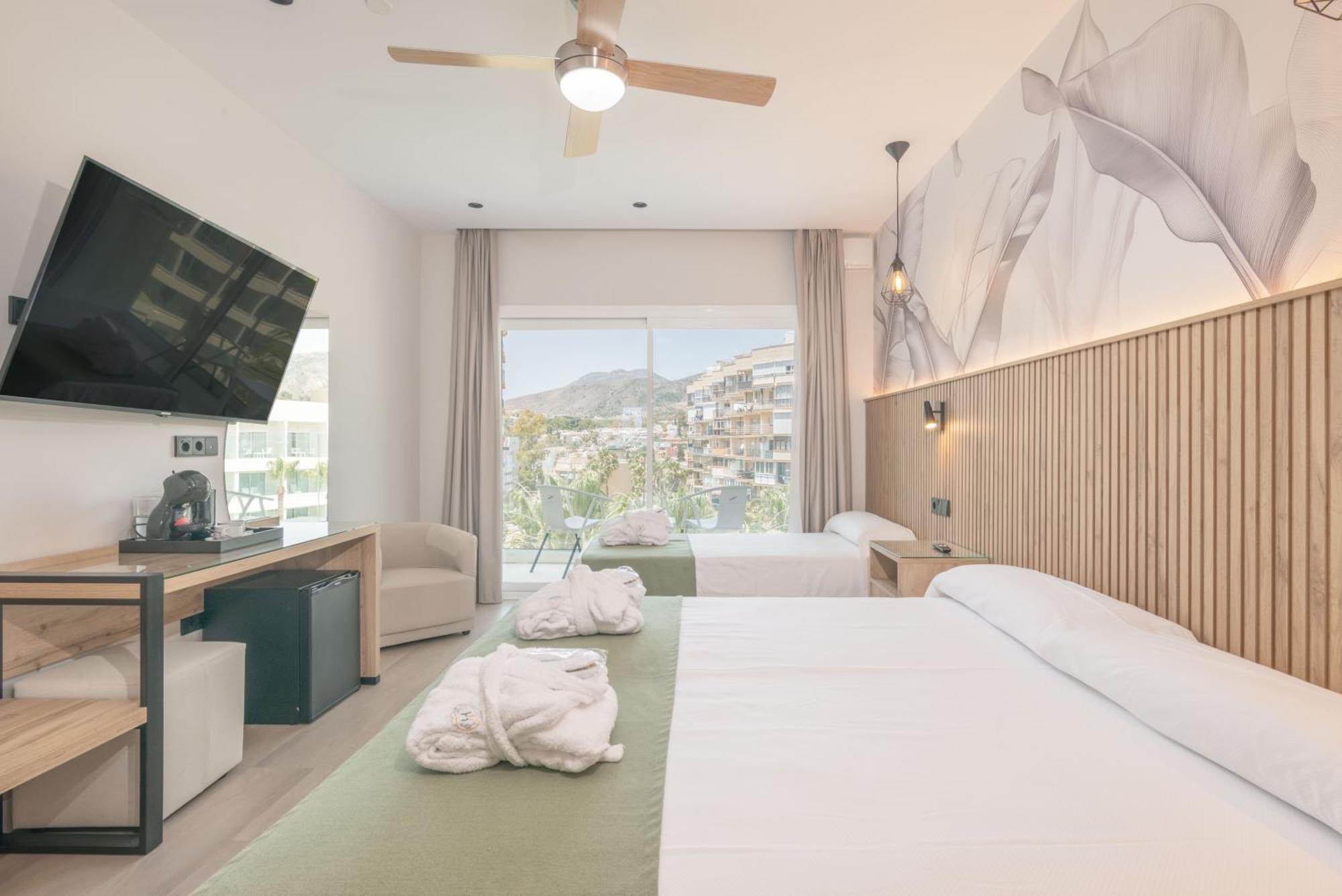 Superior King Room
