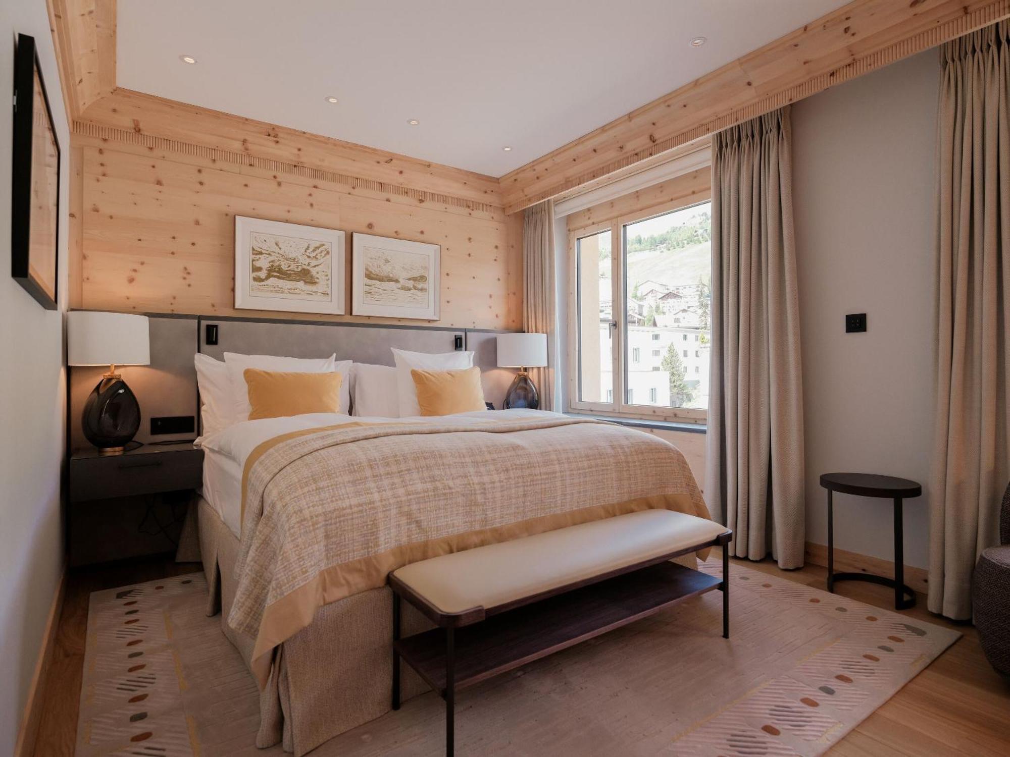 Deluxe Double Village Side