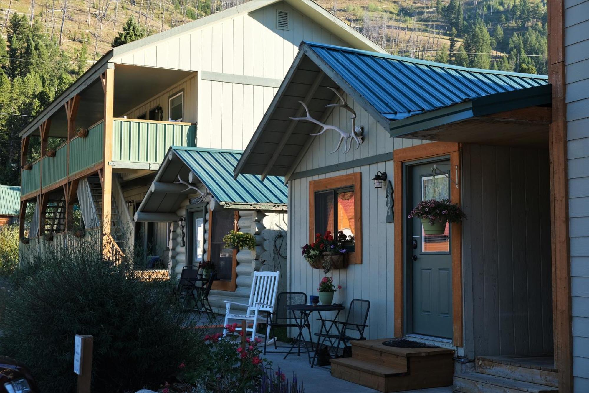 Deluxe Bungalow