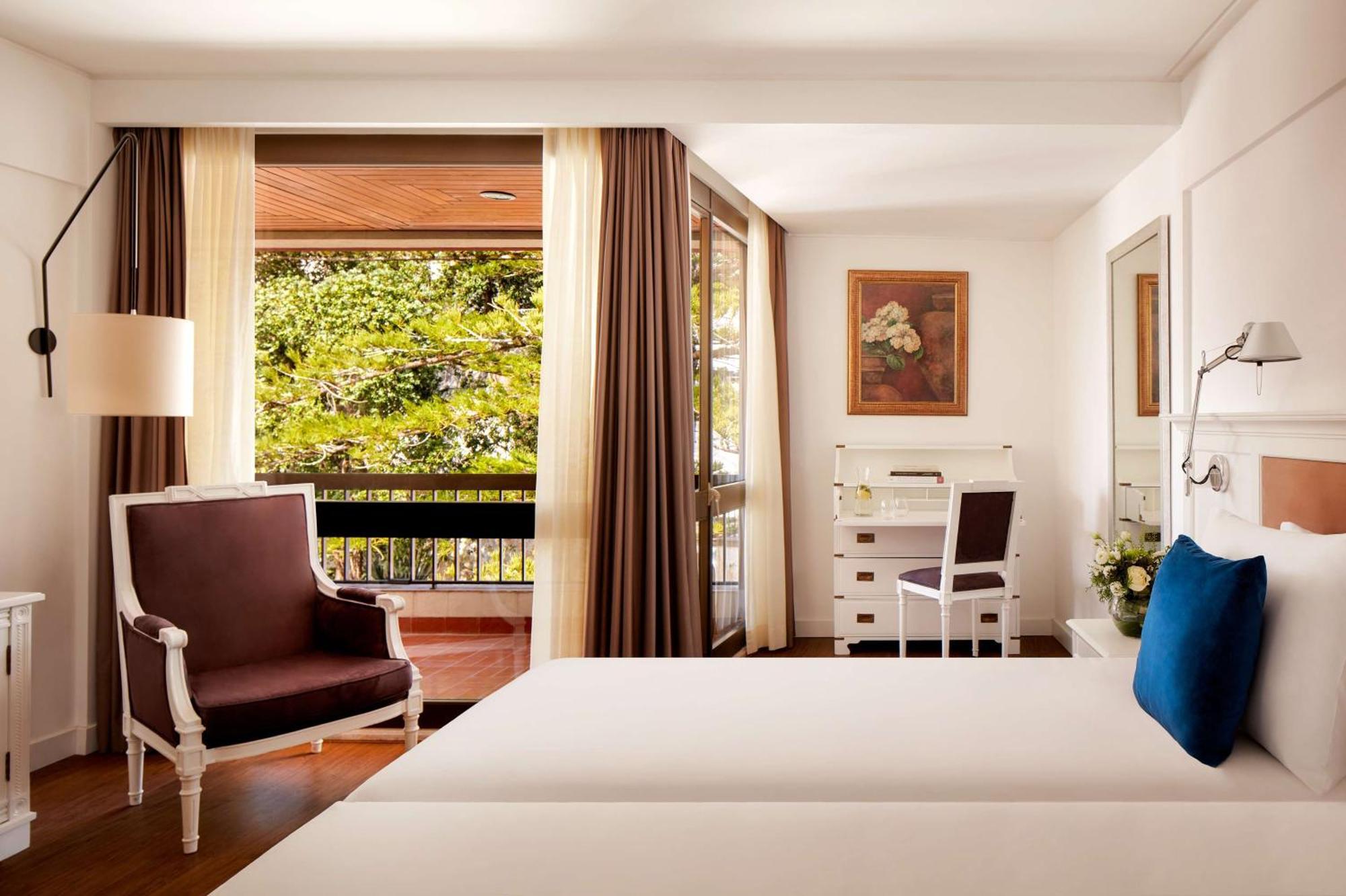 Standard Double or Twin Room City View