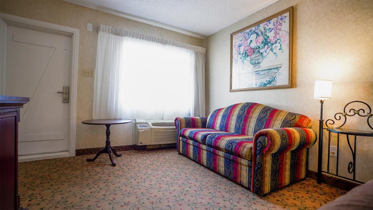 Queen Room Sofa Bed