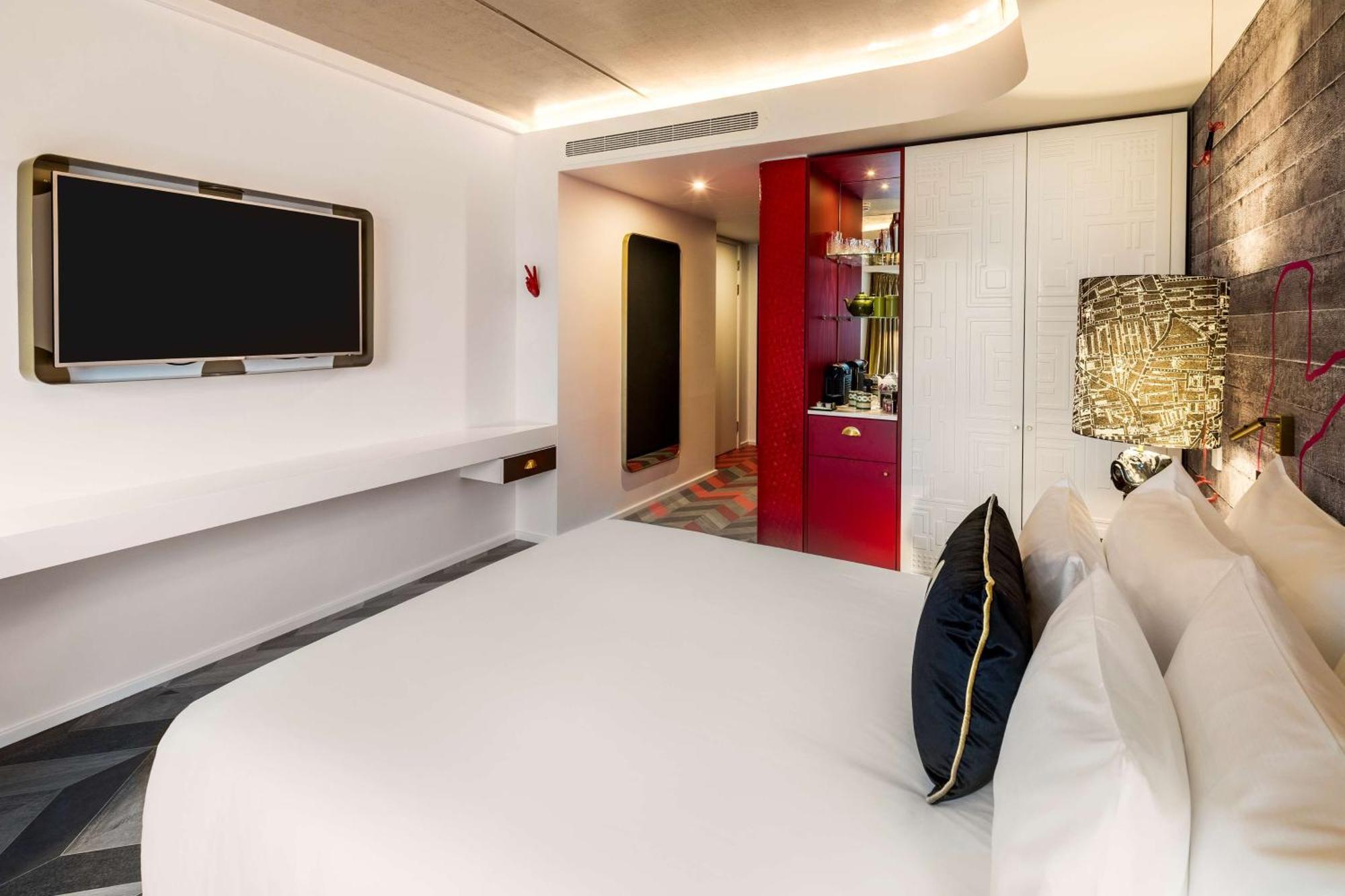 Nhow Deluxe Room