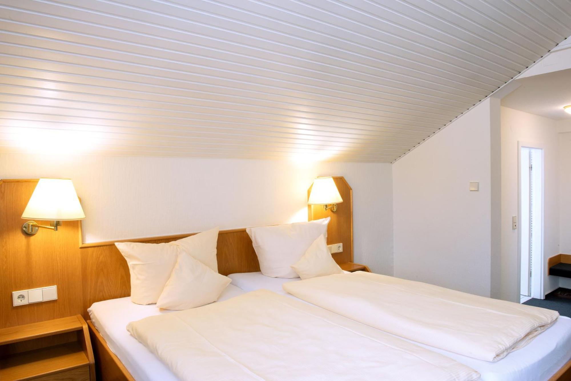 Doppelzimmer mit eigenem Bad