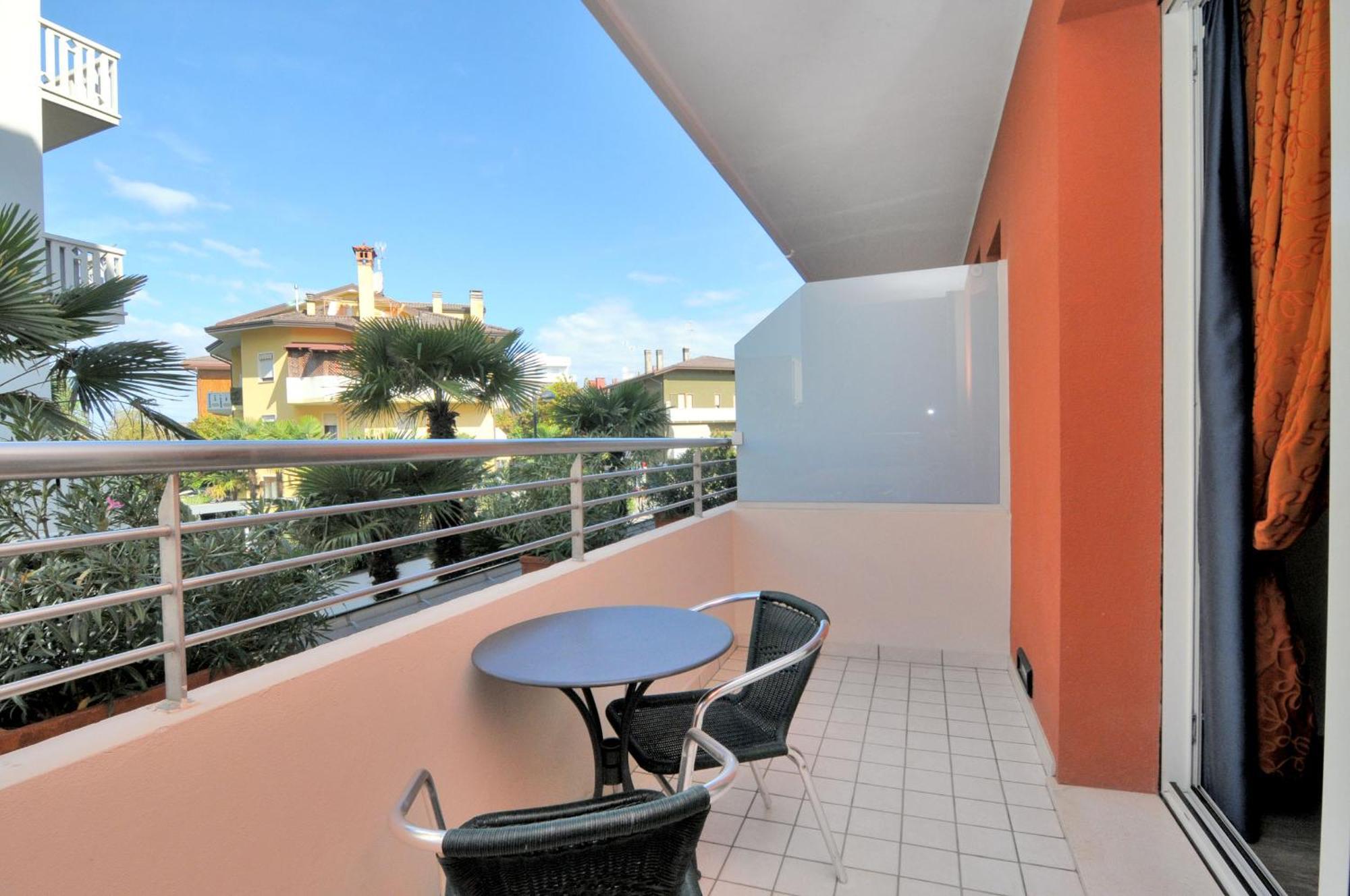Double or Twin Room Balcony