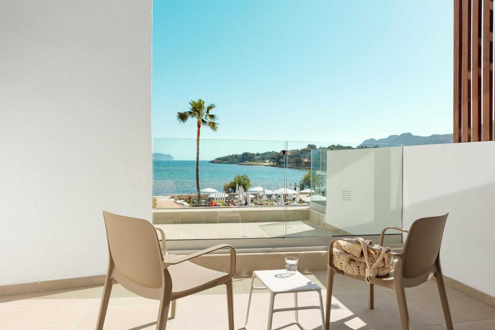 Standard Twin Room Sea View