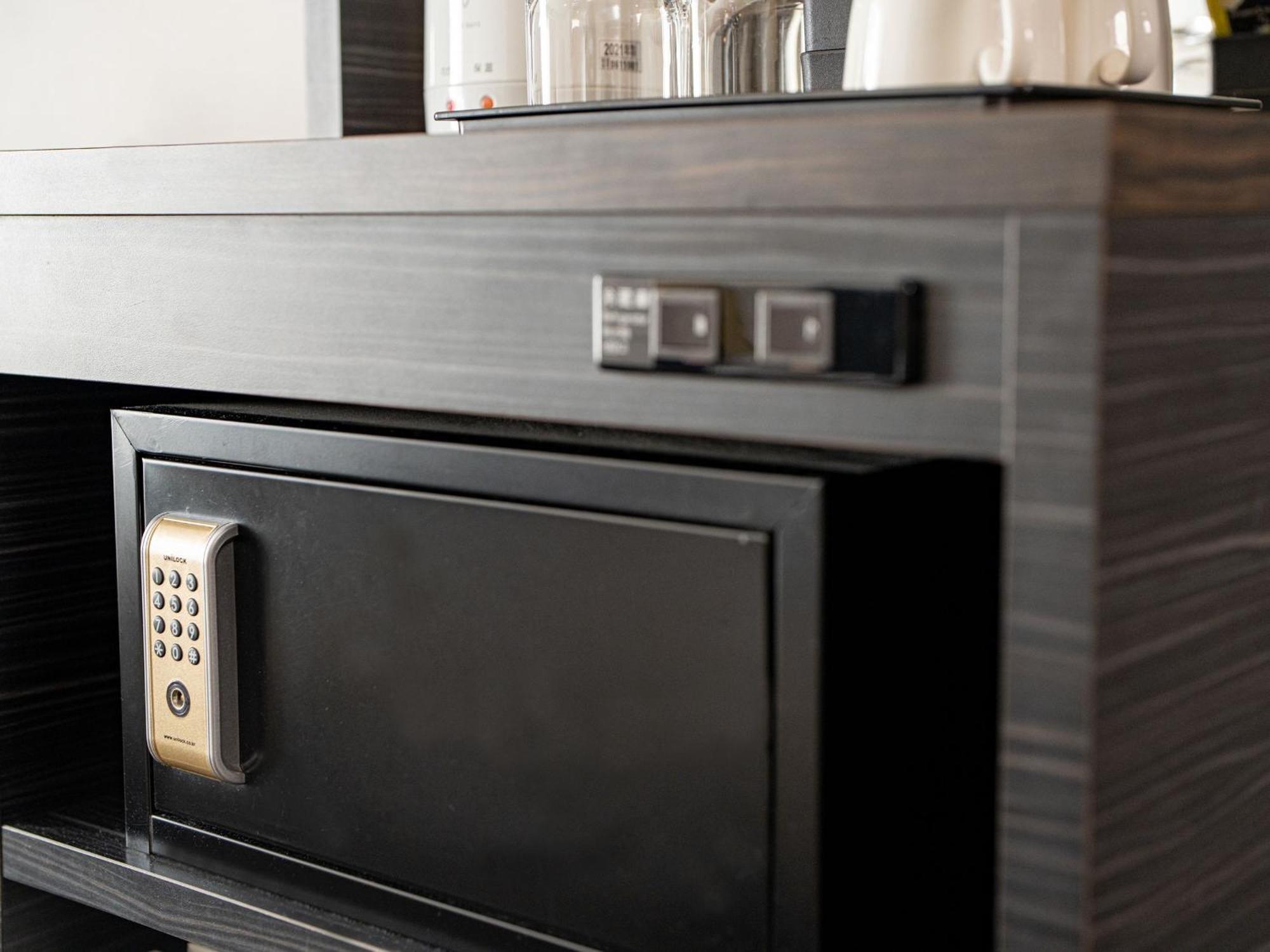 Standard Double Room Non-Smoking House Keeping is Optional Additional Cost