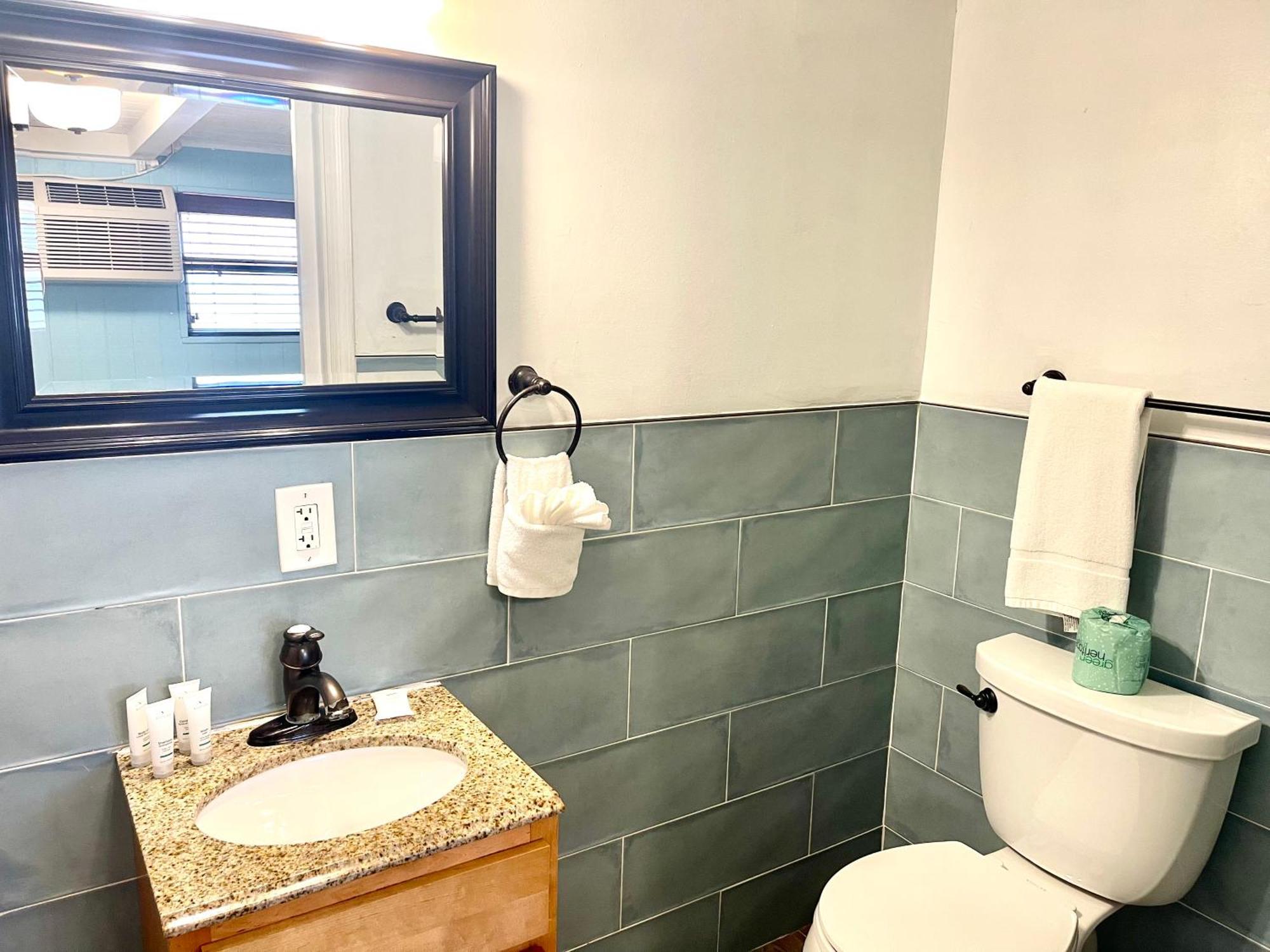 Economy Small Room