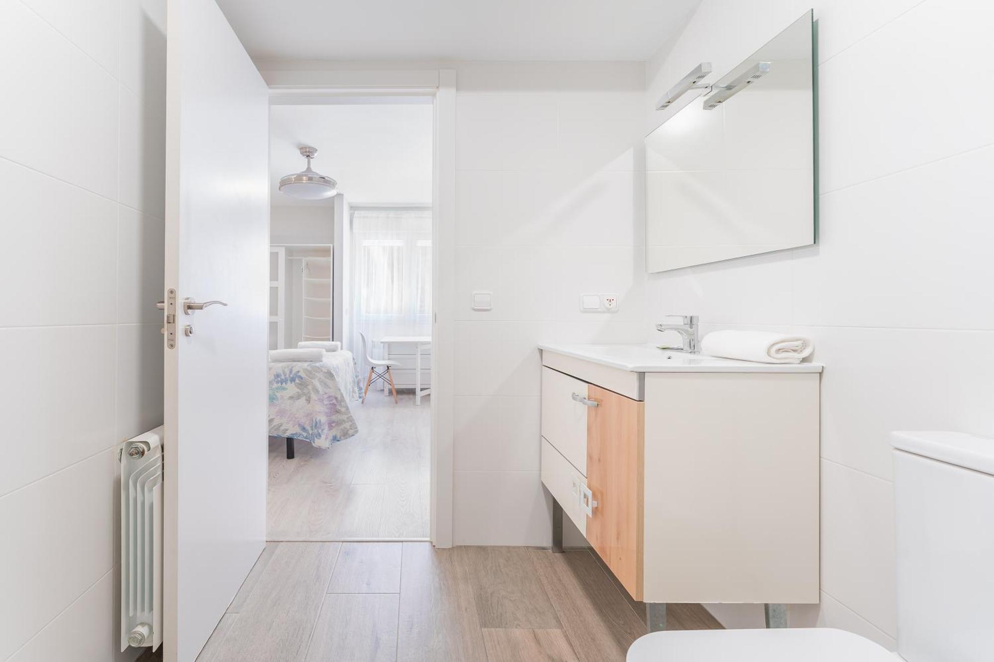Family Room Private Bathroom