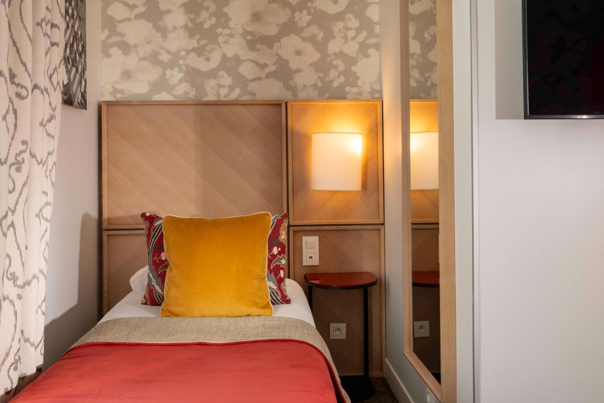 Comfort Triple Room