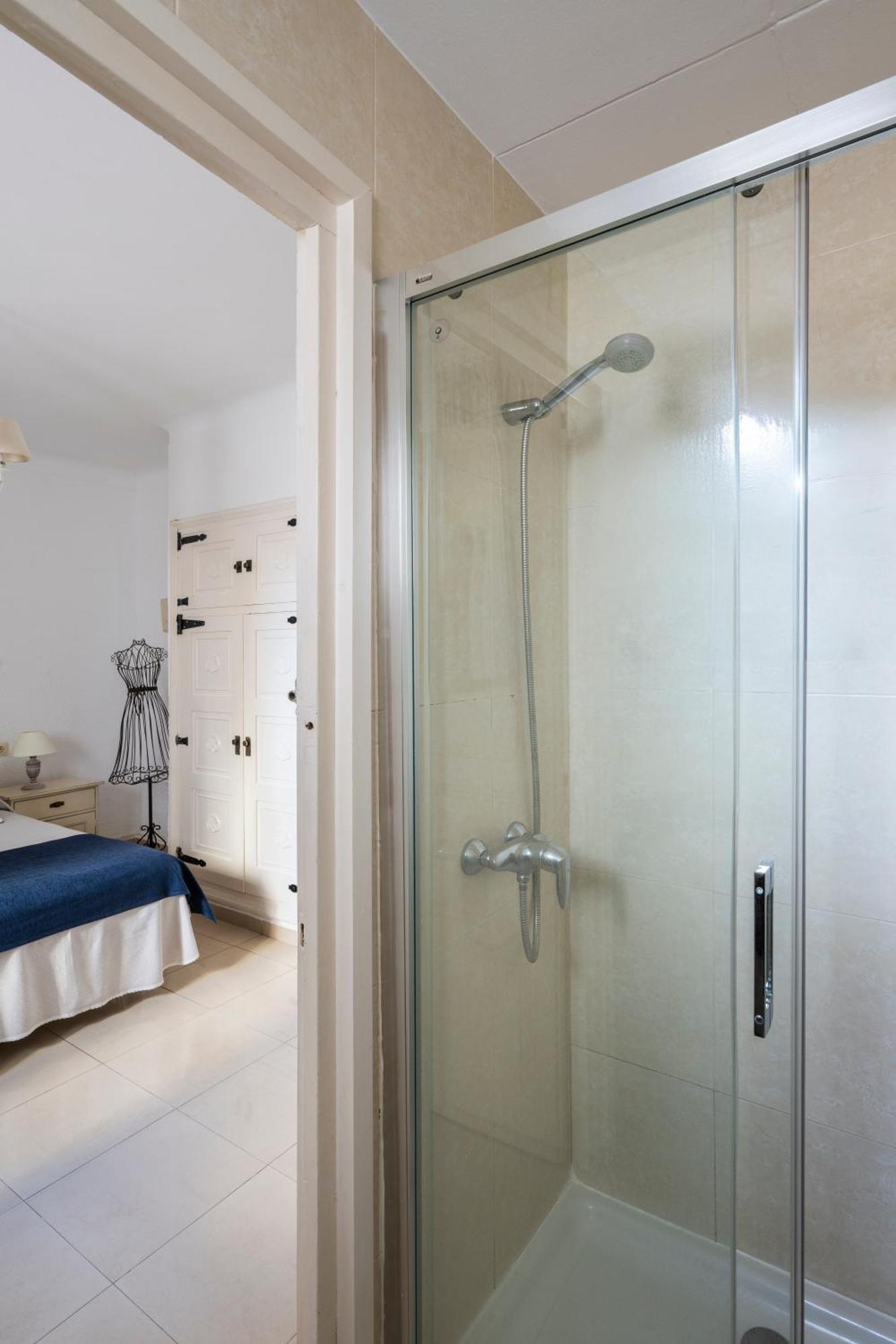 Economy Double or Twin Room