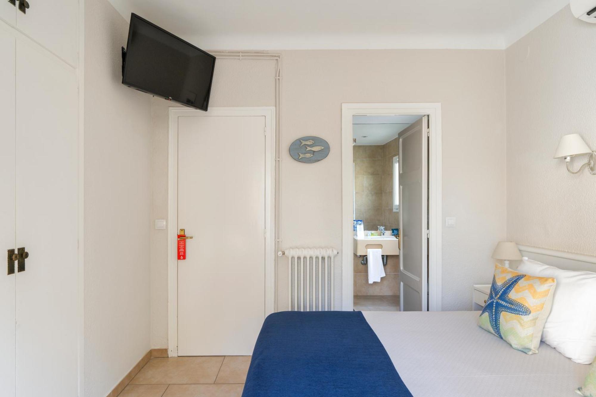 Double or Twin Room Balcony