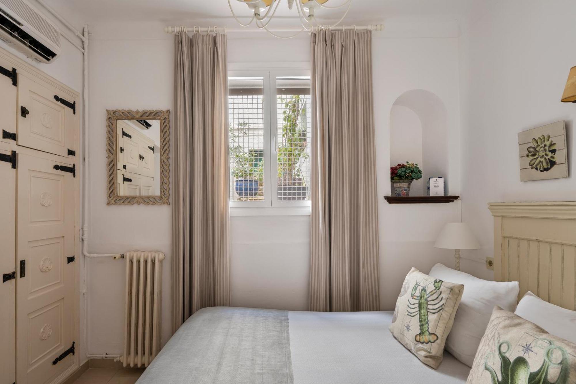 Economy Double or Twin Room