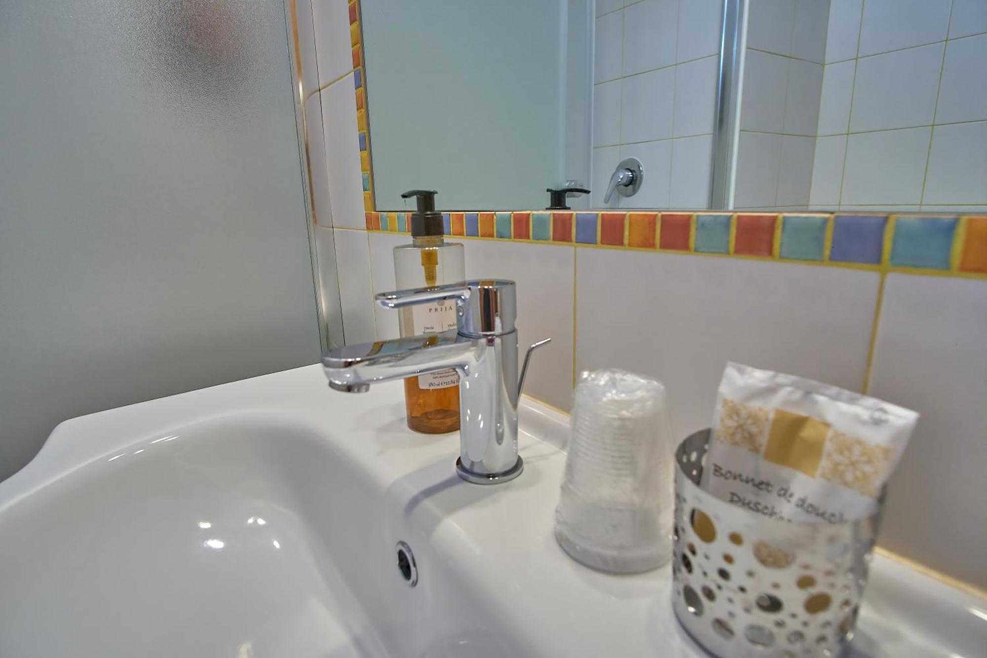 Deluxe Single Room