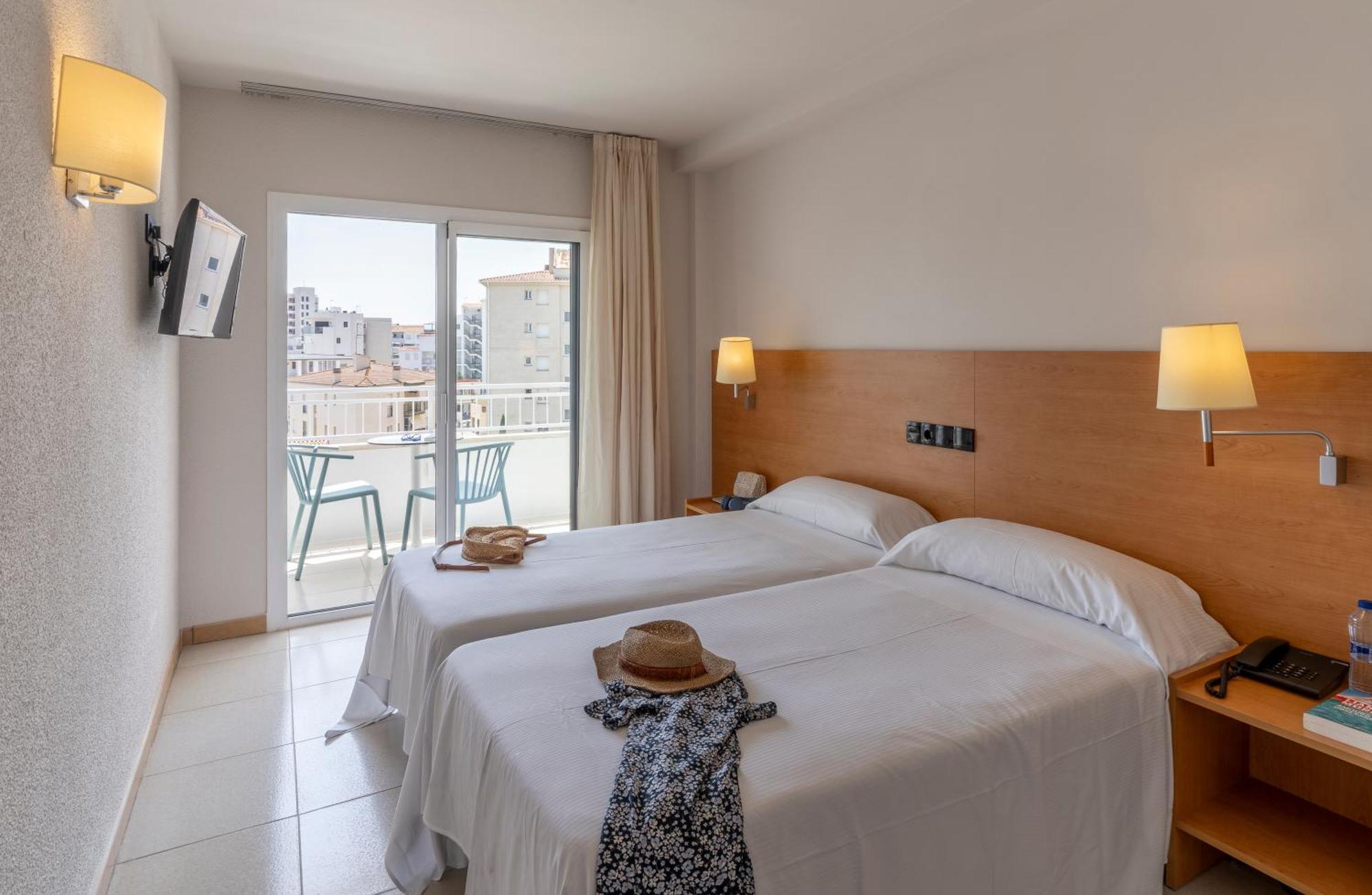 Double or Twin Room Extra Bed