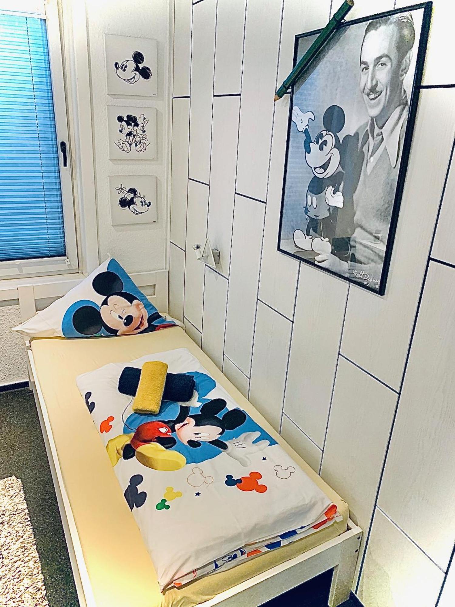 Single Room Shared Shower Toilet