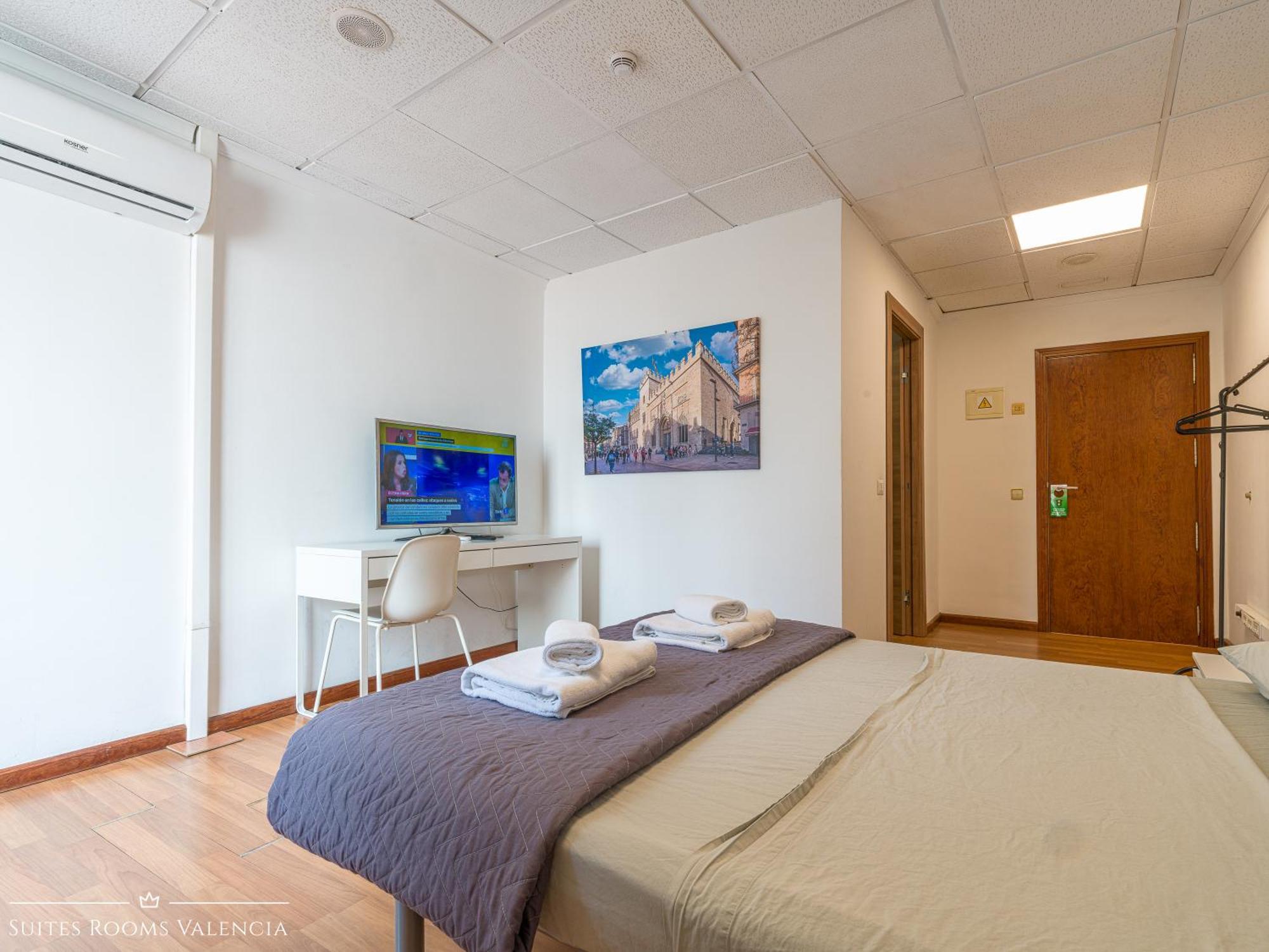 Double Room Private Bathroom