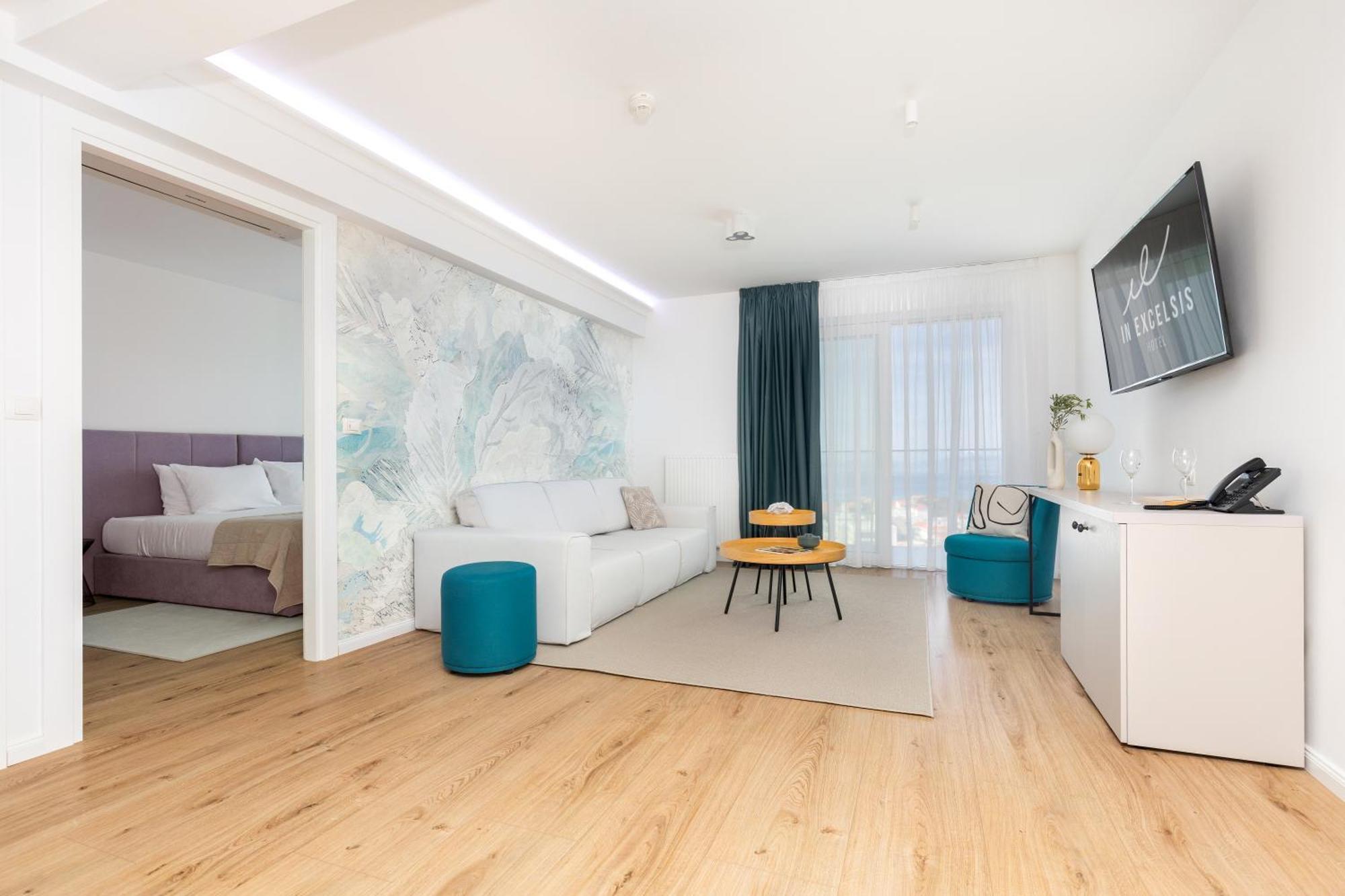 Deluxe Suite Balcony Sea View
