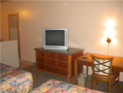 Double Room Two Double Beds Smoking