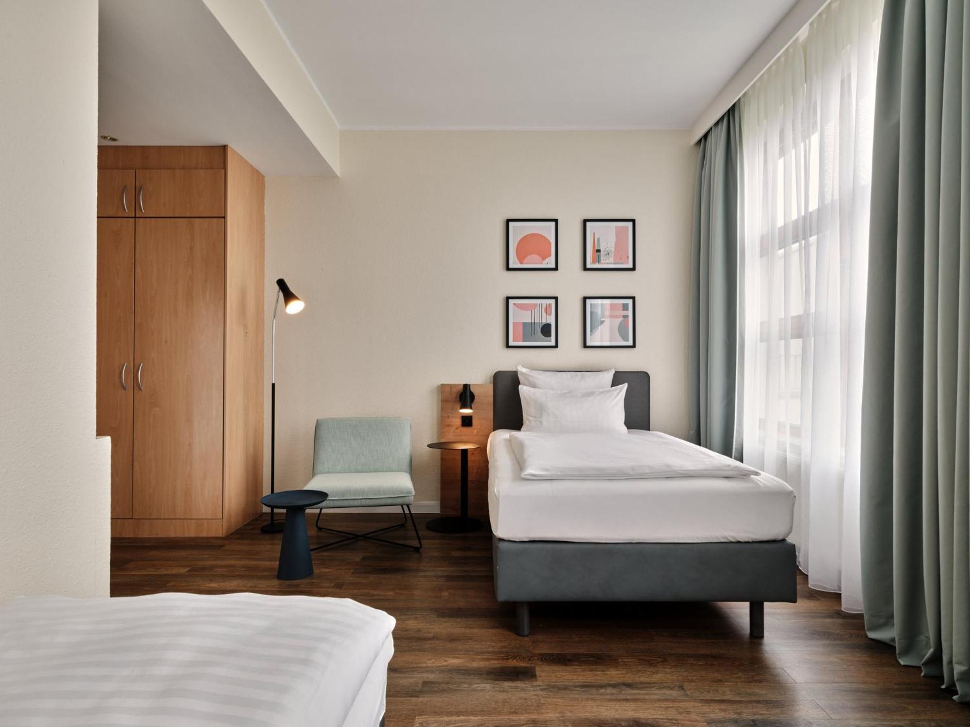 Standard Room Two Single Beds