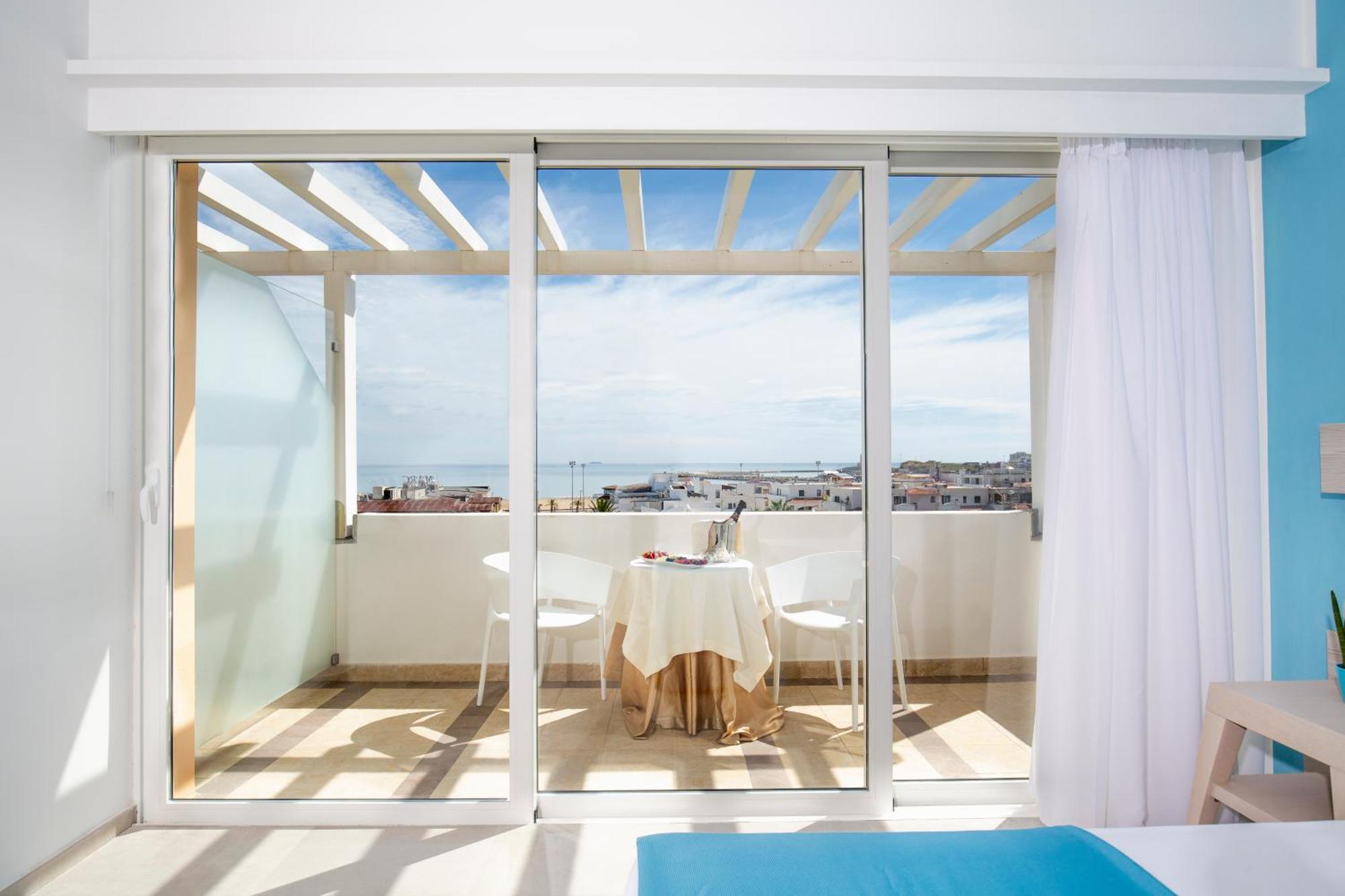 Deluxe Double Room Balcony