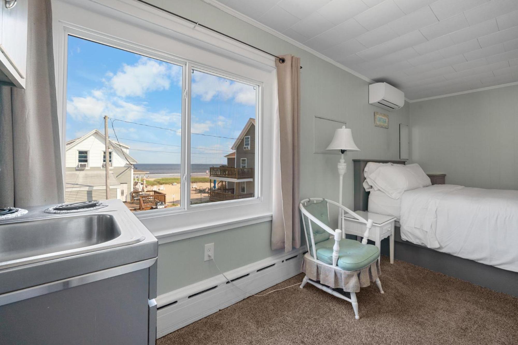 Queen Room Sea View