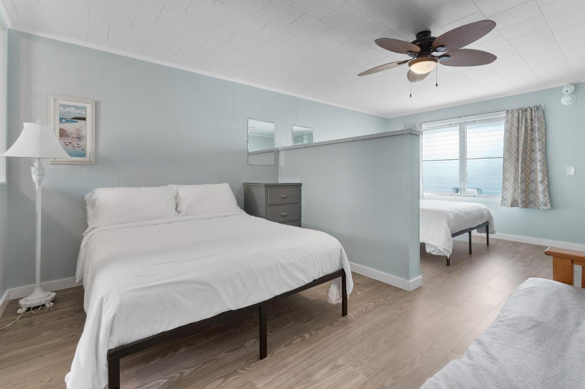 Two Queen Bed Kitchenette Family Friendly