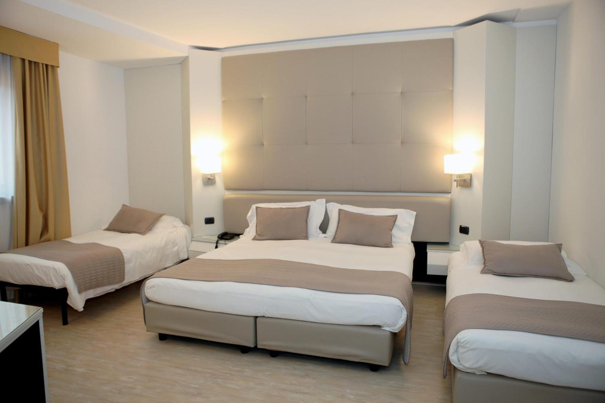 Classic Quadruple Room