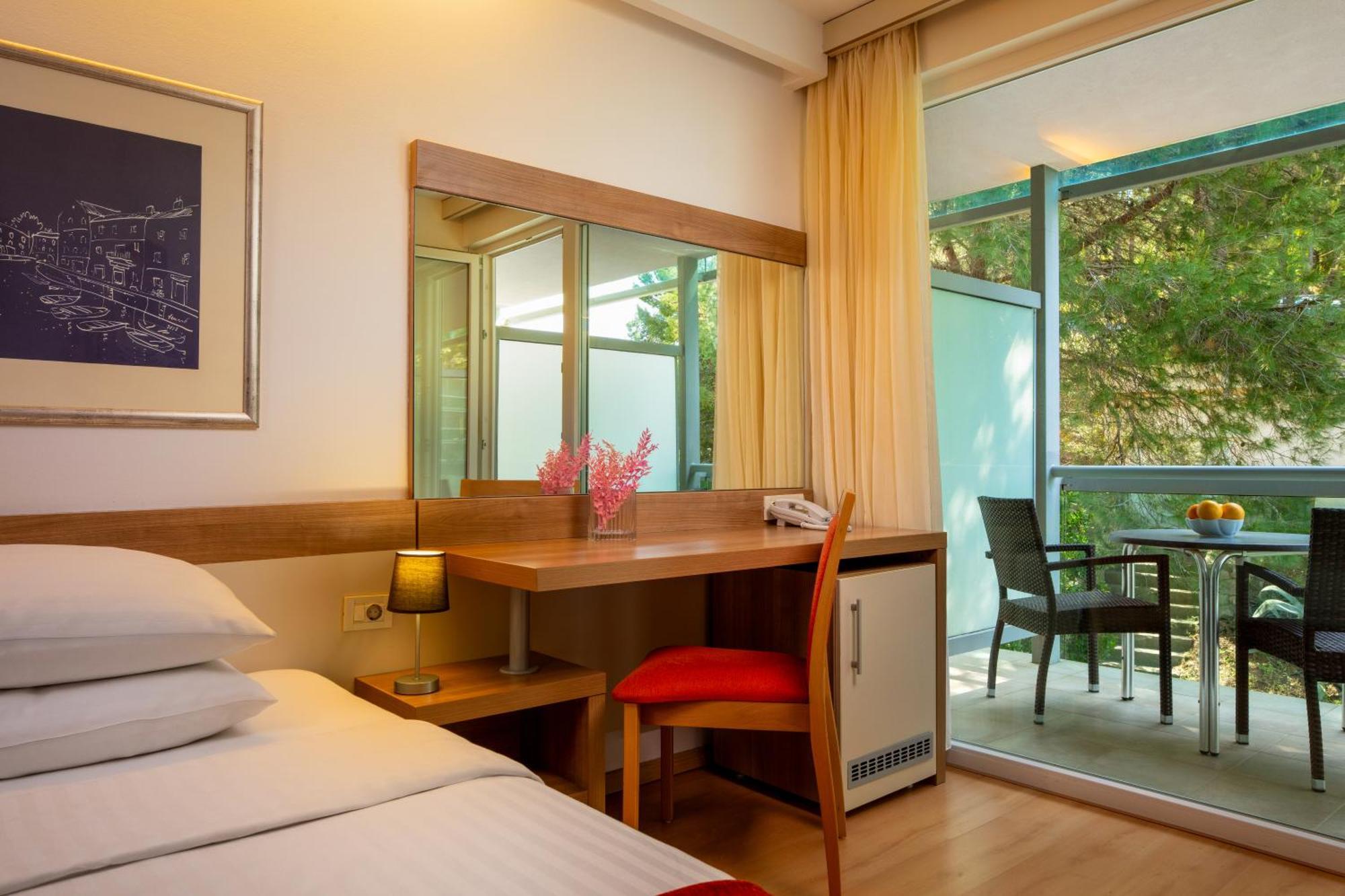 Economy Accessible Double Room Balcony