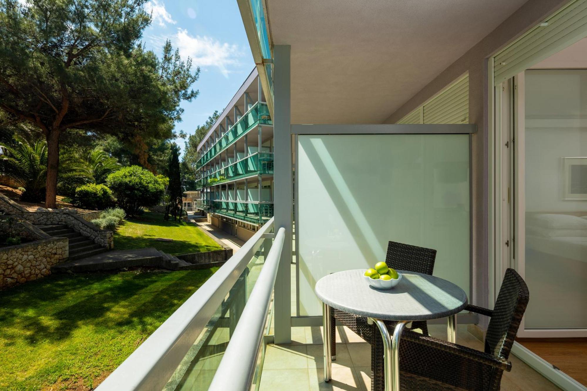 Standard Double or Twin Room Balcony