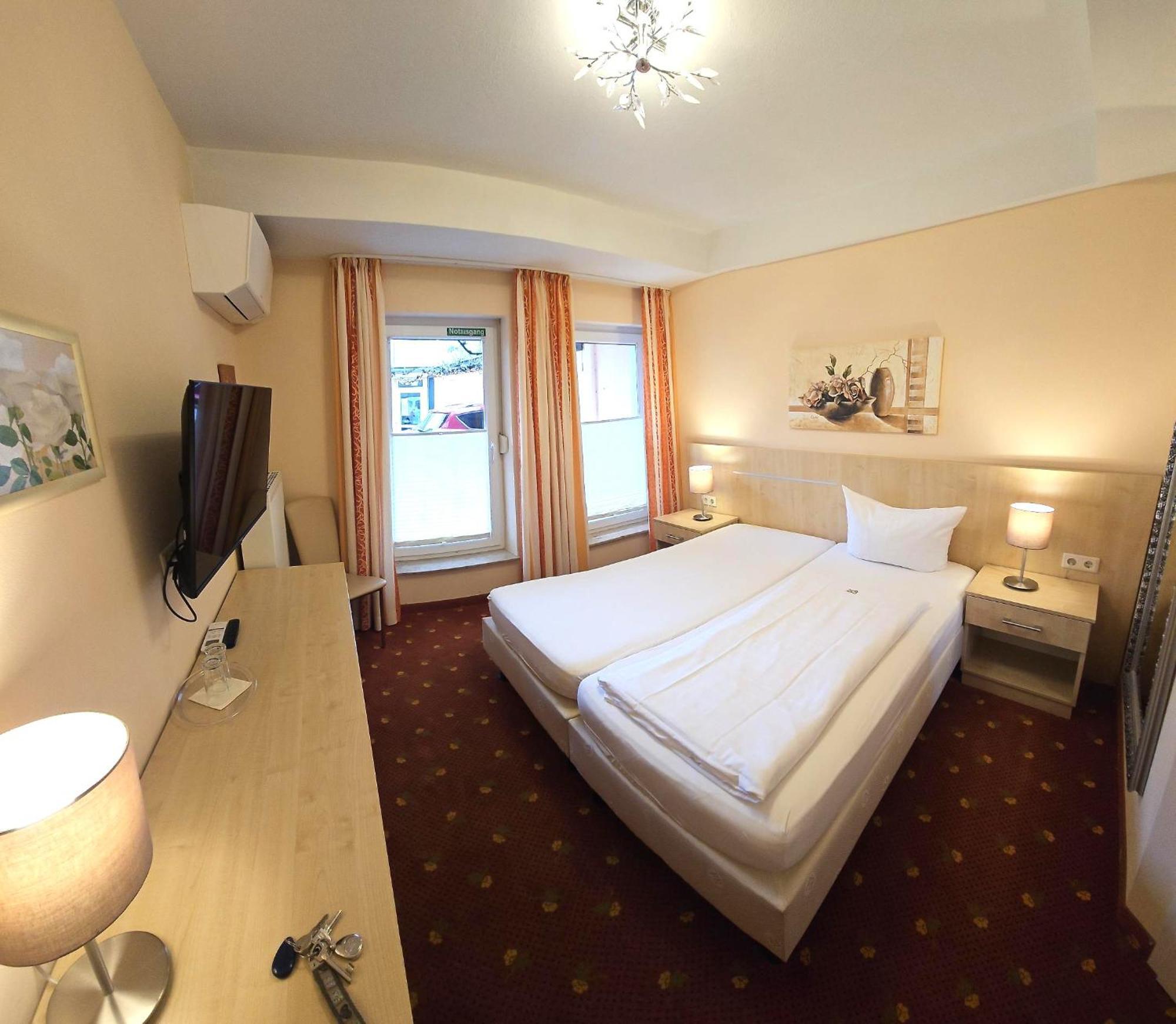 Economy Double Room