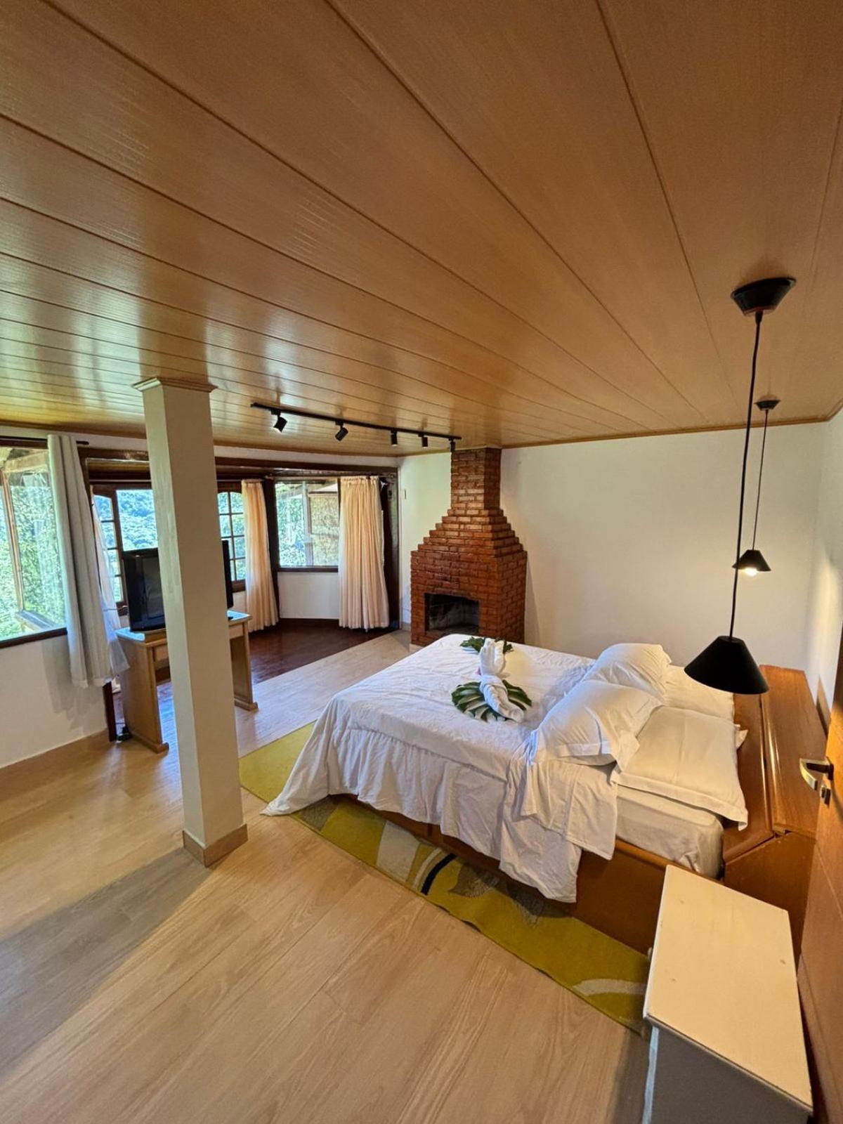 Apartamento Superior com Varanda