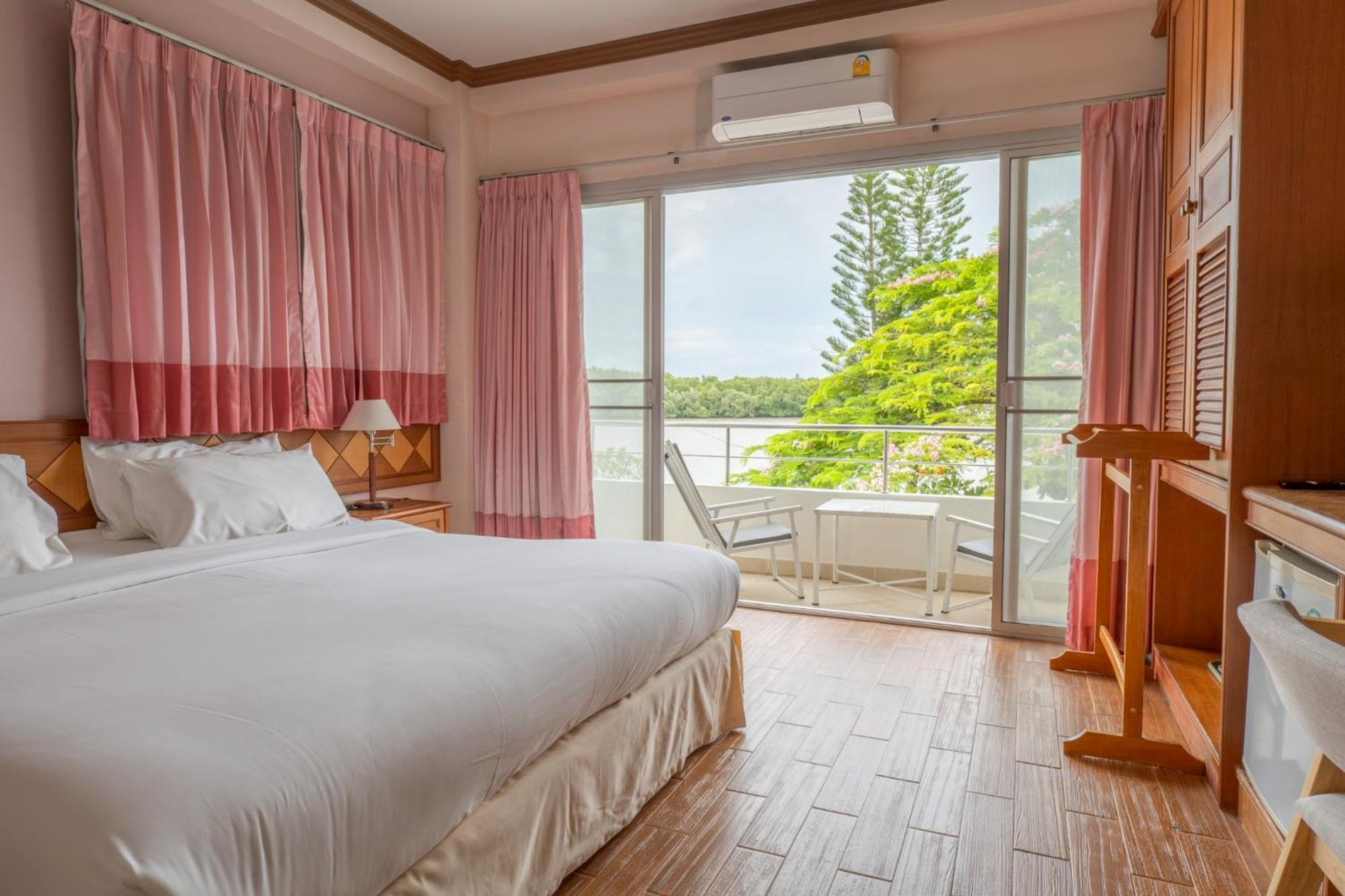Double Room Balcony Sea View