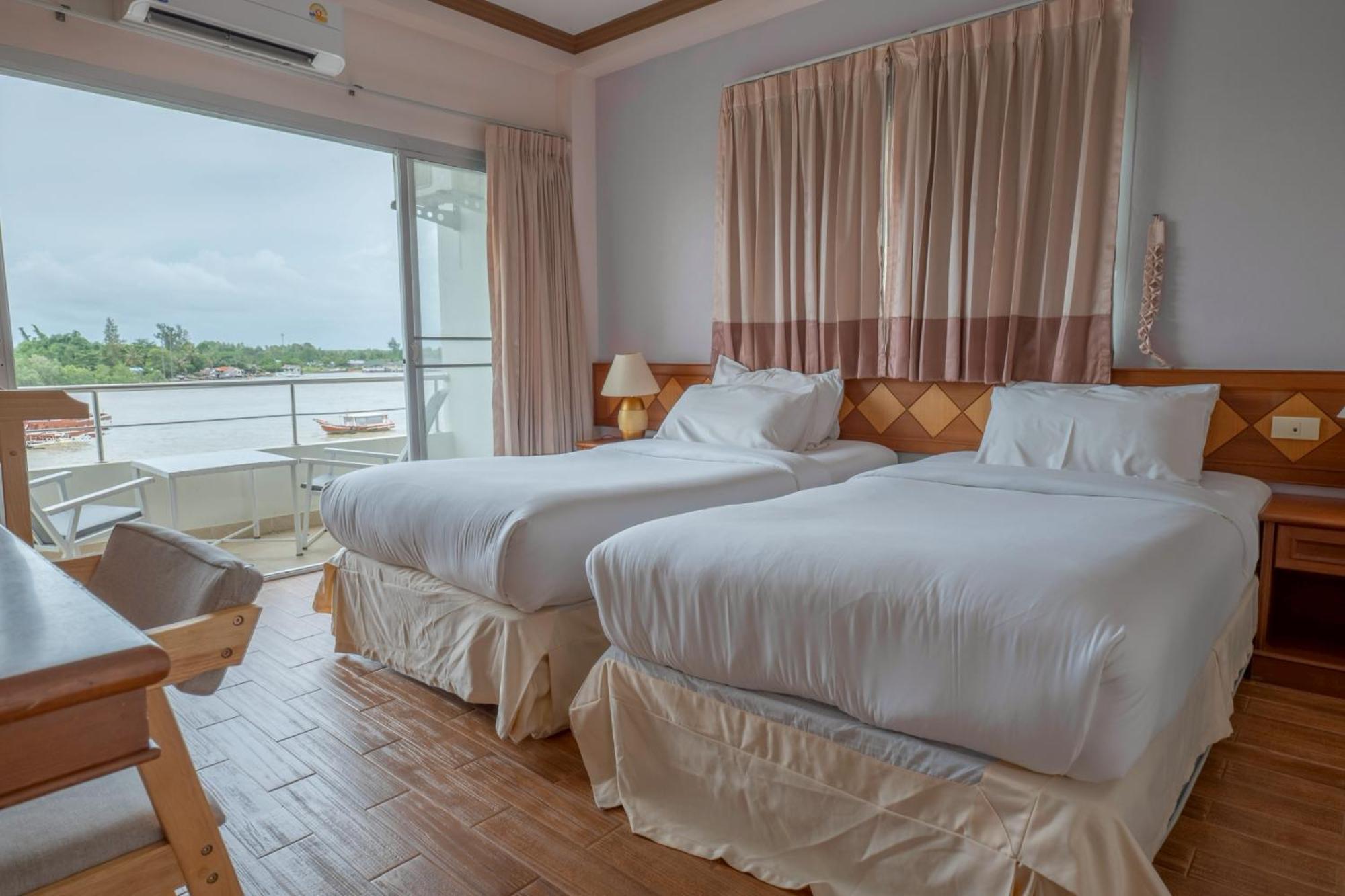 Twin Room Sea View