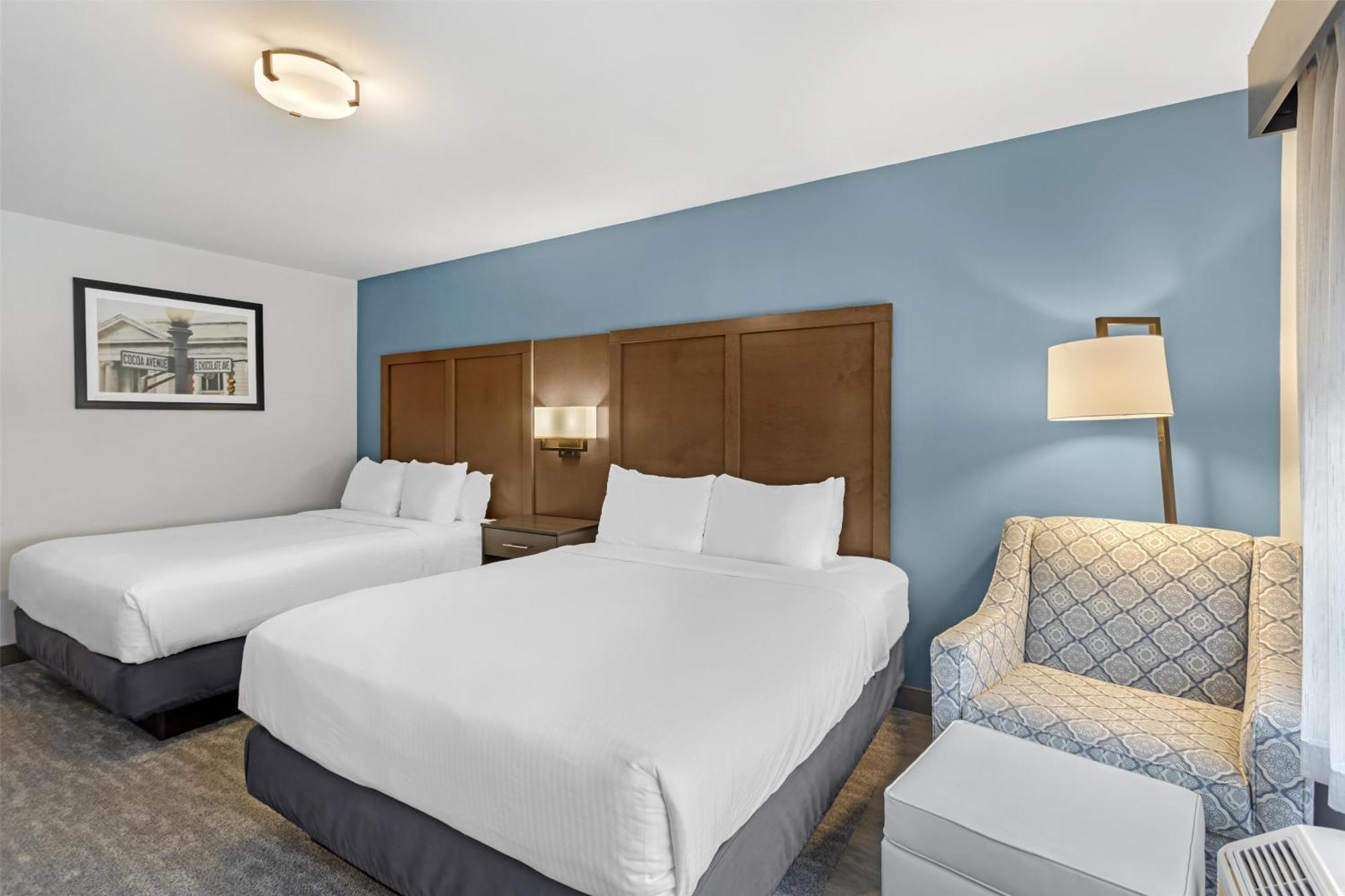 Queen Room Two Queen Beds Non-Smoking