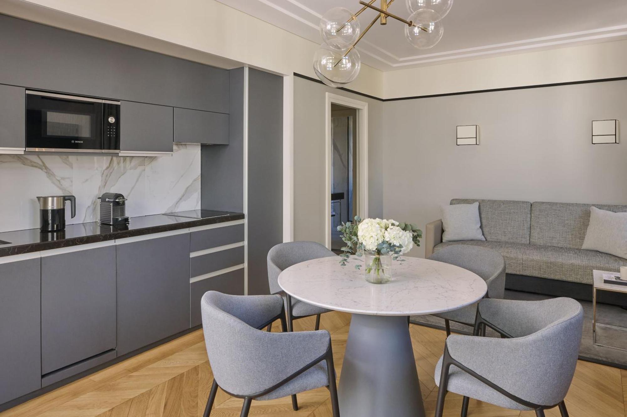 One Bedroom Premier Suite