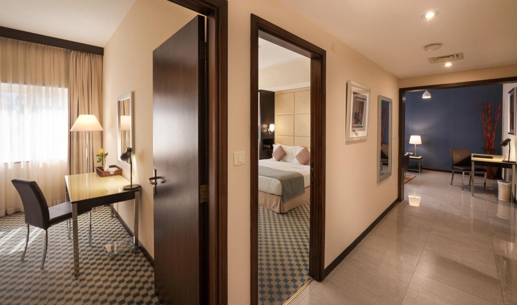 Grand Two Bedrooms Suite