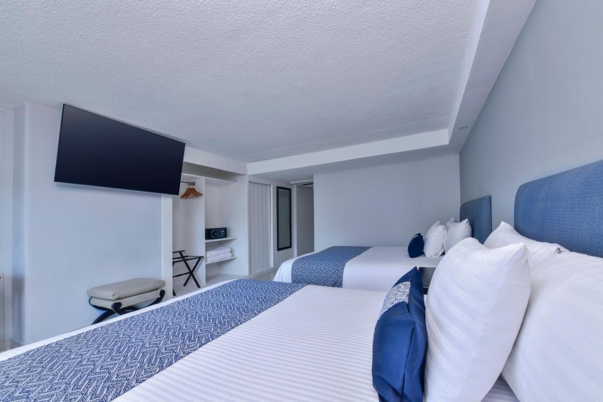 Double Room Two Double Beds Mountain View