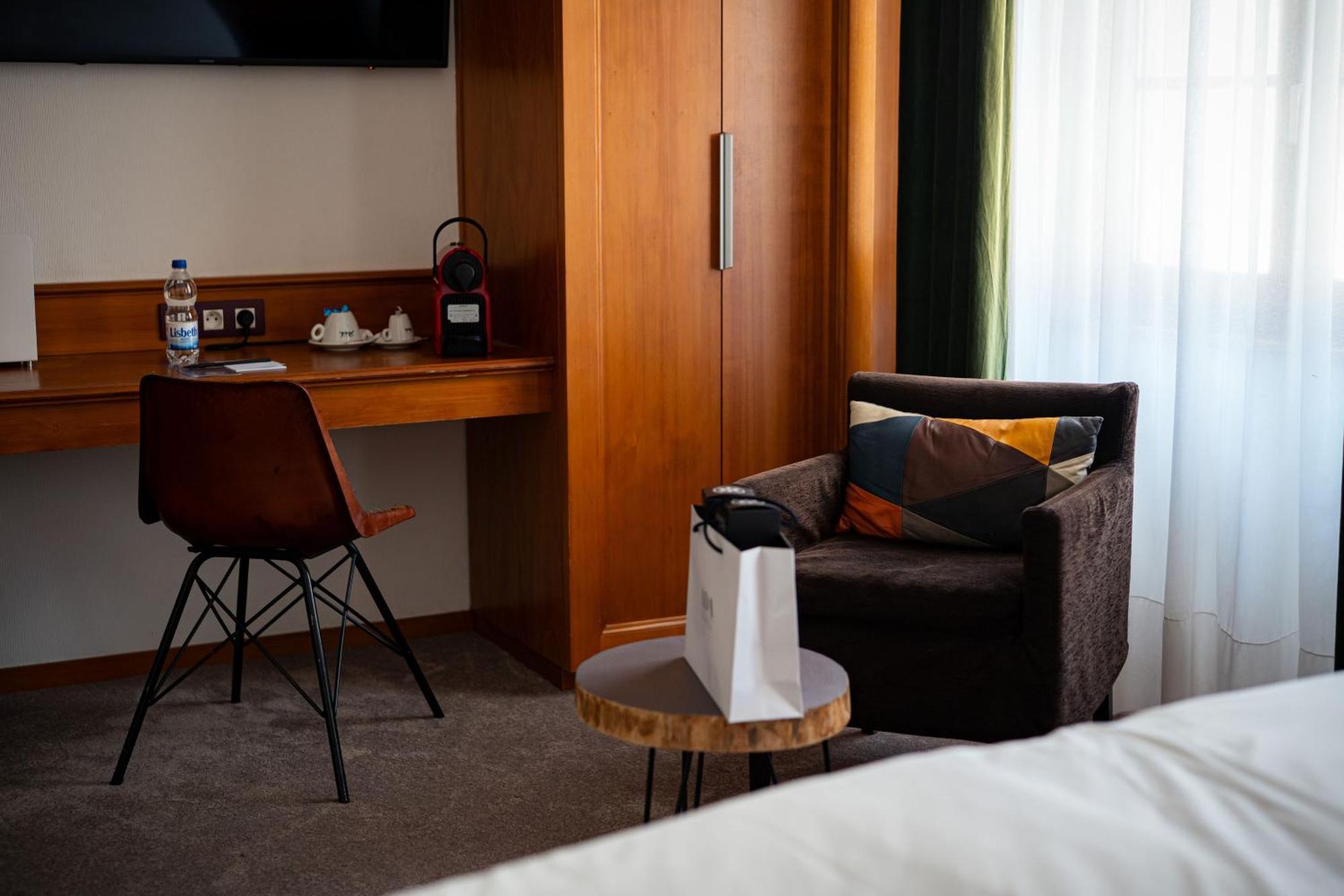 Comfort Room