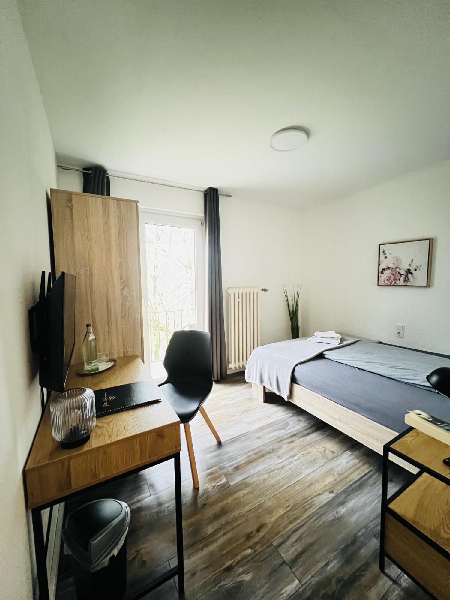 Single Room Private Bathroom