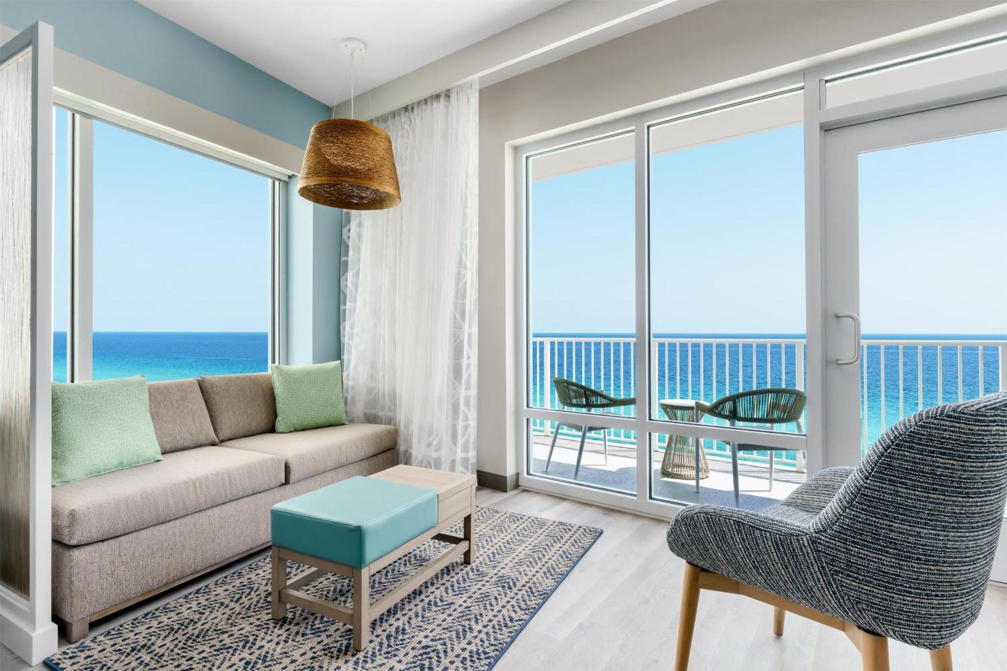 Specialty Queen Room Two Queen Beds Kitchenette Balcony Gulf View,1683005315:JPEG