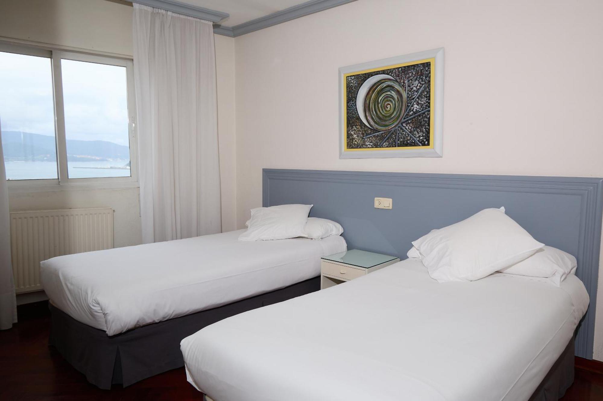 Apartamento com 2 Quartos e Vista Mar