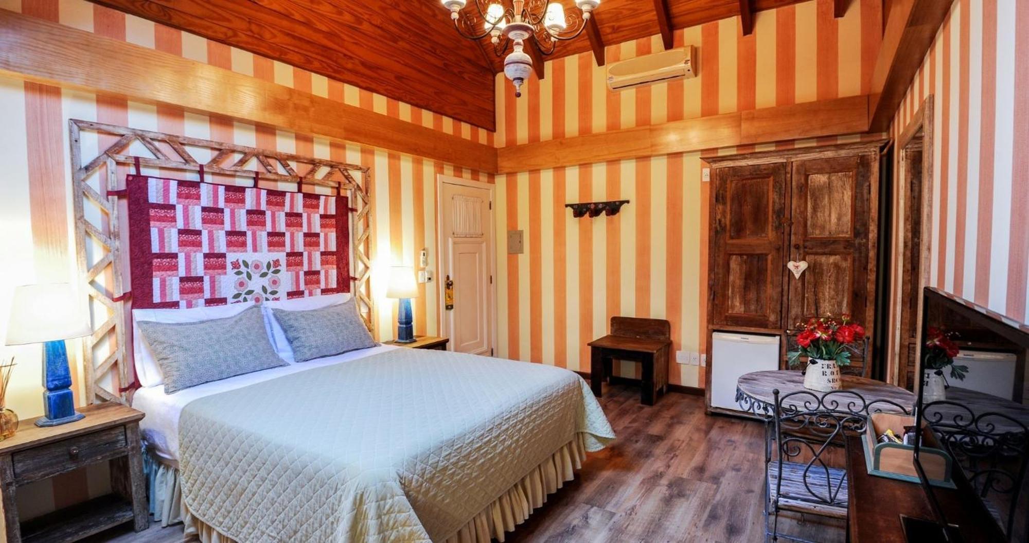 Luxury Triple Room