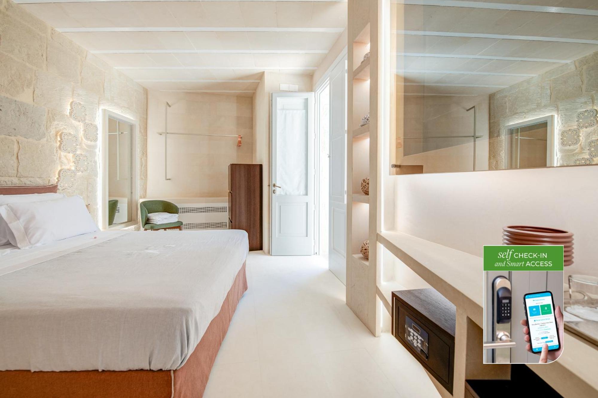 Large Double Room