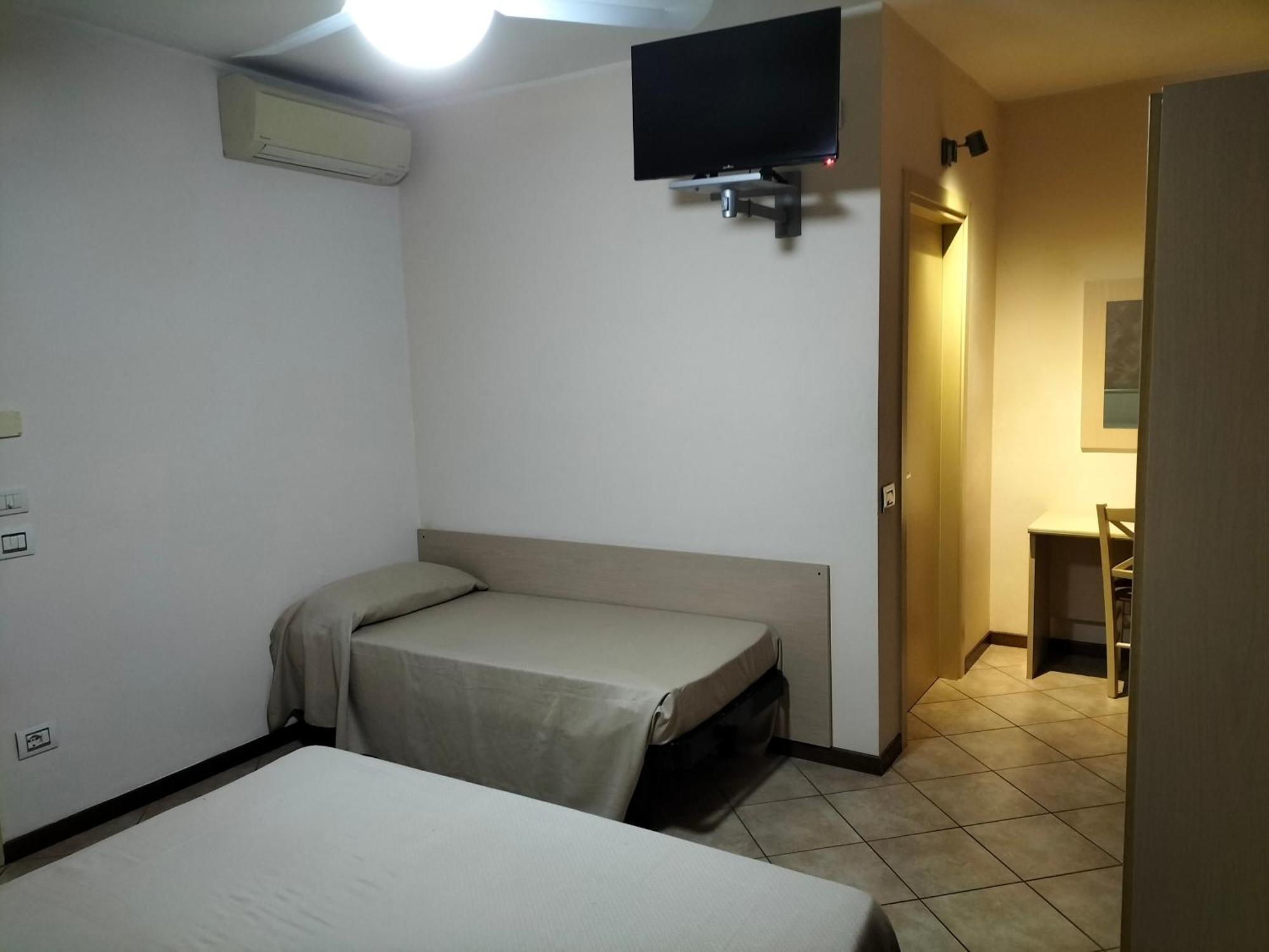 Driepersoonskamer met Eigen Badkamer